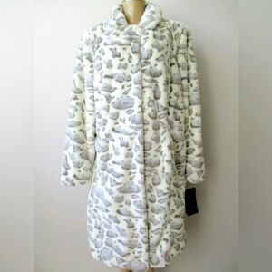 NWT PAMELA MCCOY GREY ANIMAL DESIGN FAUX FUR LONG SLEEVE COAT SIZE 1X